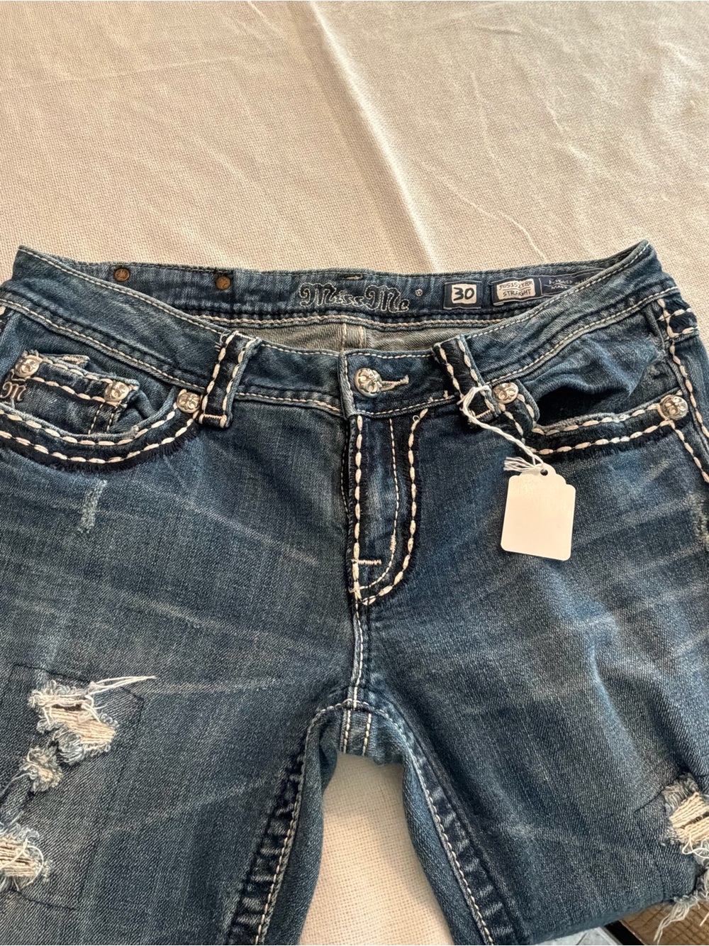 Miss Me distressed jeans with white contrast, stitching size 30 straight leg - Picture 8 of 8